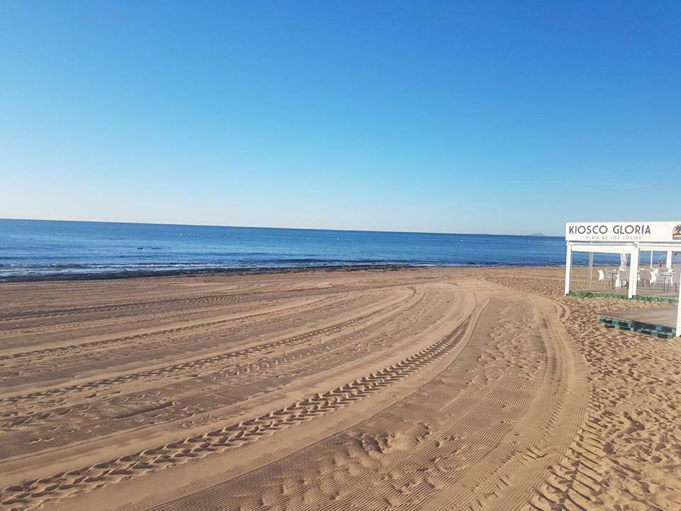 شقة Vip, First Line,Sea View, Beach تورّيفيِخا المظهر الخارجي الصورة